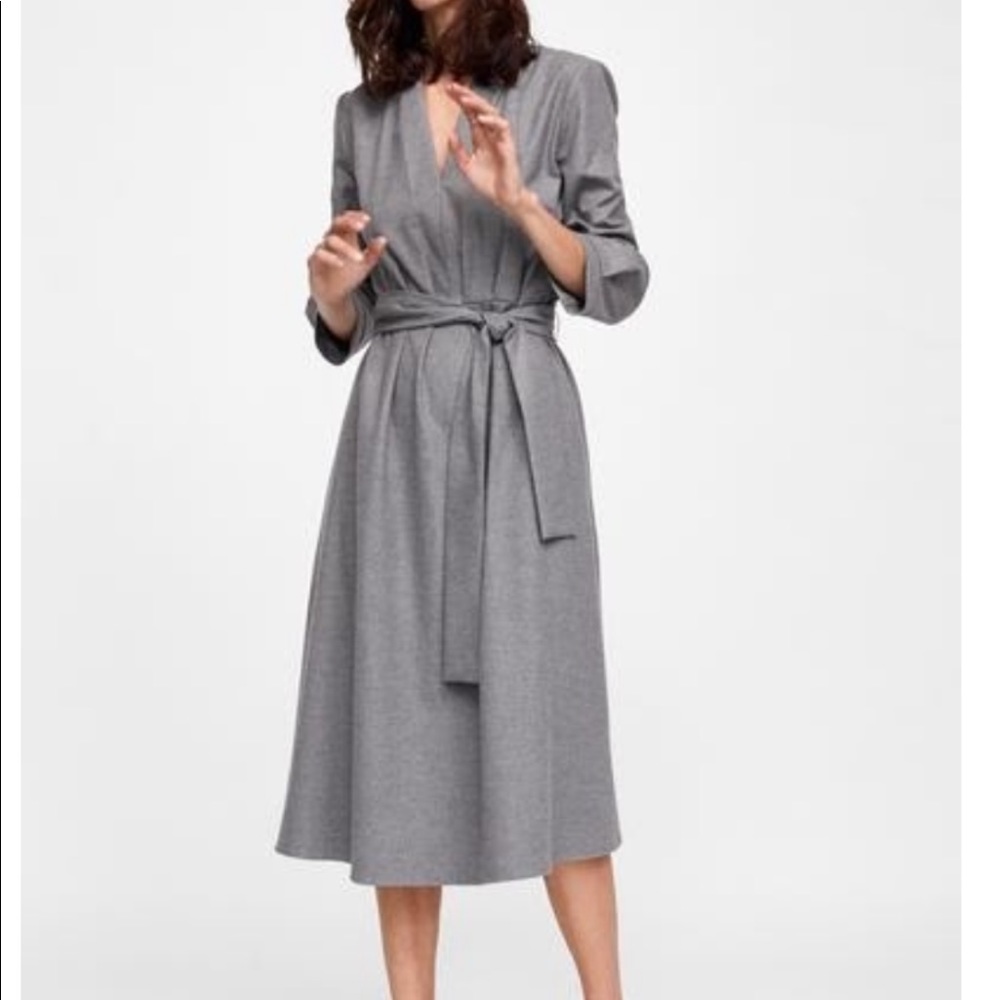 NWT PLEATED MIDI DRESS
